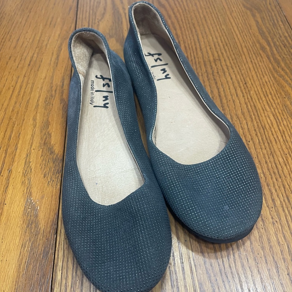 Women's Black Ballet Flats